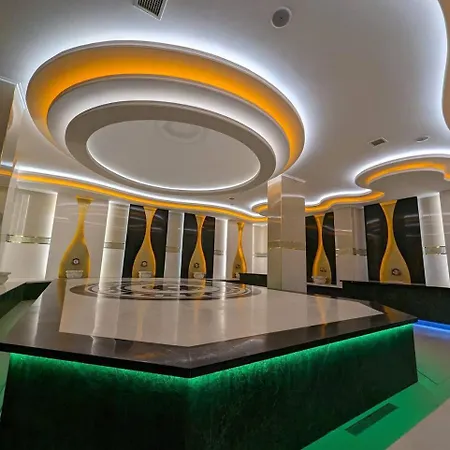 Yekta Mall Trade Center *